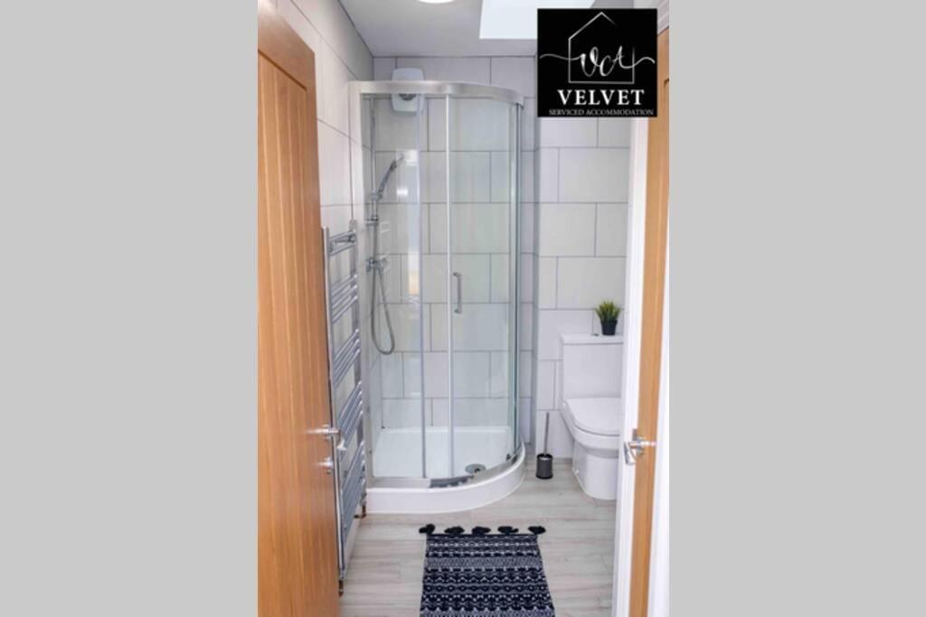 ✪ Leisure/Business ✪ 1 Bedroom Apt , Free Parking Swansea Exterior photo